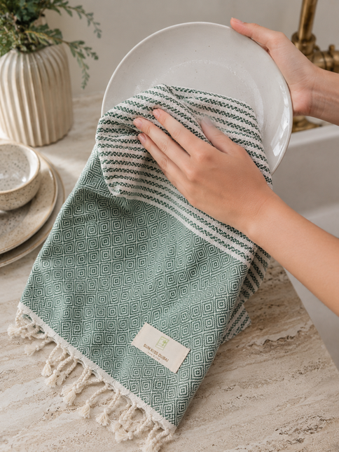 Turkish Cotton Hand Towel Green Zig-Zag 45x90cm | Soft & Quick-Dry | SunKiss Dubai