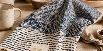 Turkish Cotton Hand Towel Blue Zig-Zag 45x90cm | Soft & Quick-Dry | SunKiss Dubai