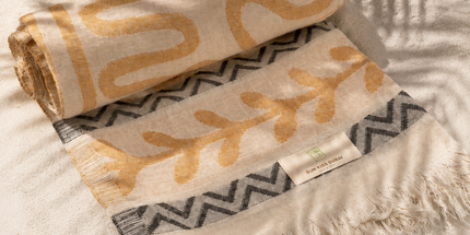 SunKiss Dubai Turkish Beach Towel – Bohemian Mustard Yellow Waves | 100 x 80 cm Cotton Towel